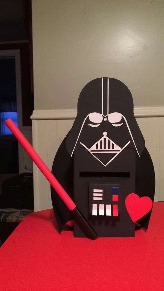 10 Star Wars Valentine Box Ideas - Finding Mandee